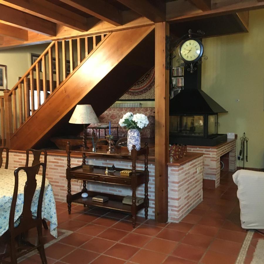 Almenara de Tormes Casa Roble旅馆 外观 照片