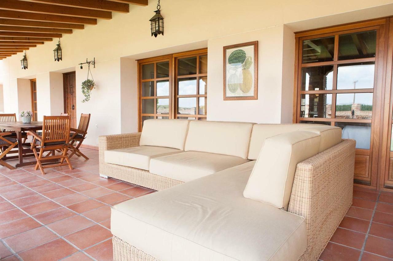 Almenara de Tormes Casa Roble旅馆 外观 照片