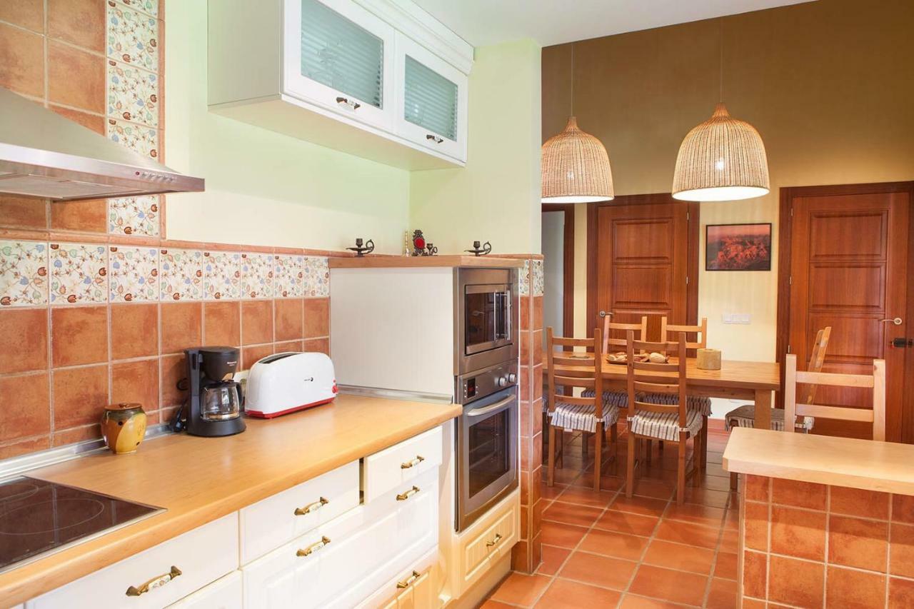 Almenara de Tormes Casa Roble旅馆 外观 照片
