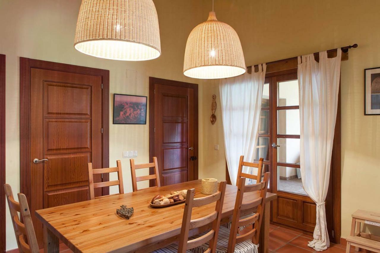 Almenara de Tormes Casa Roble旅馆 外观 照片