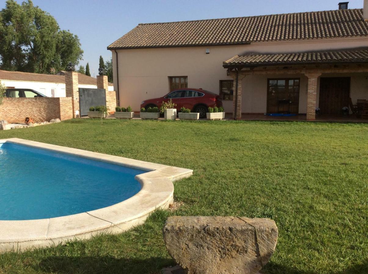 Almenara de Tormes Casa Roble旅馆 外观 照片